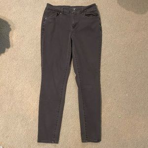 Maurice’s grey skinny jeans, size medium